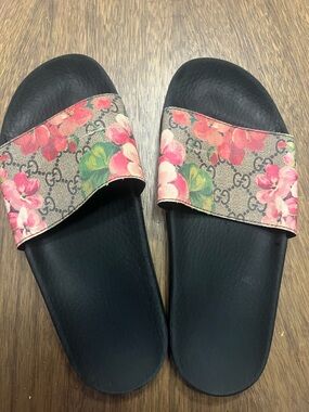 Authentic Gucci Floral Sandals Flip Flops